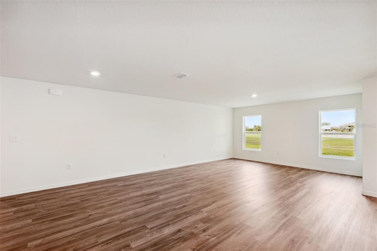 16382 KINGBIRD ROAD — photo 7 of 37
