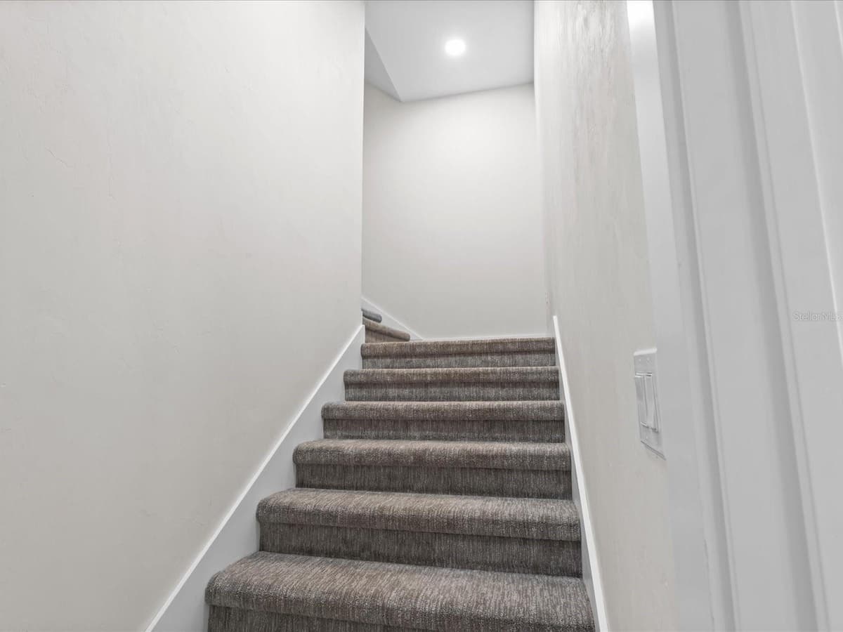 7311 218TH STREET — photo 30 of 36