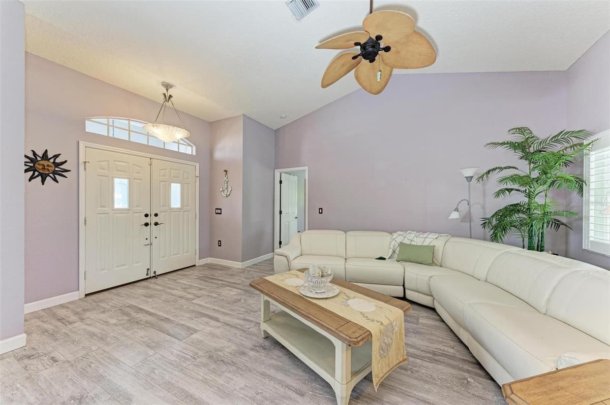 316 ROSELING CIRCLE — photo 15 of 39