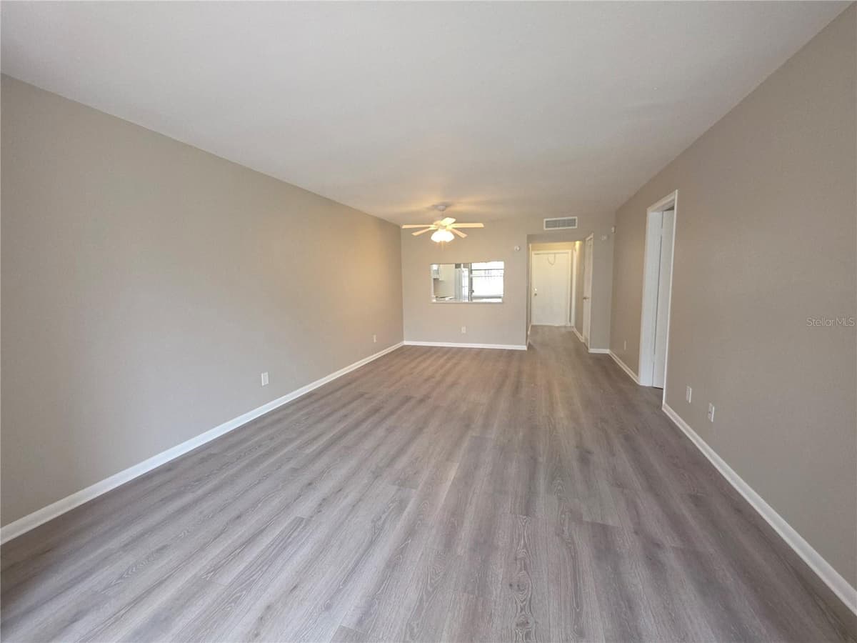 2049 SKIMMER COURT — photo 5 of 24