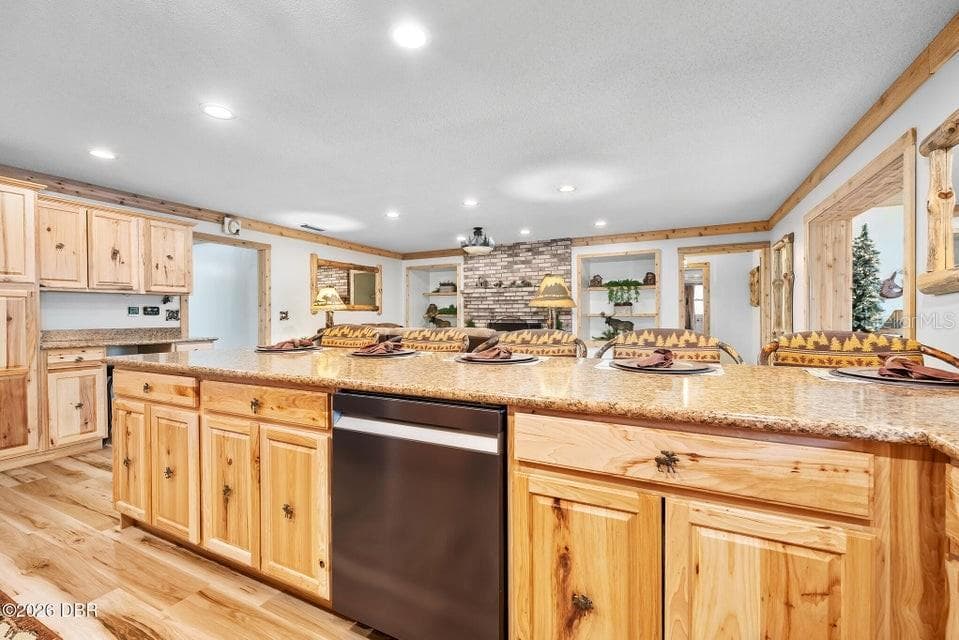 120 PEACHTREE CIRCLE — photo 8 of 56