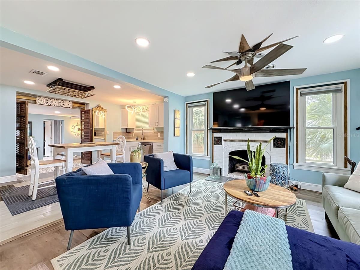 4831 FAIRFIELD AVENUE — photo 14 of 48
