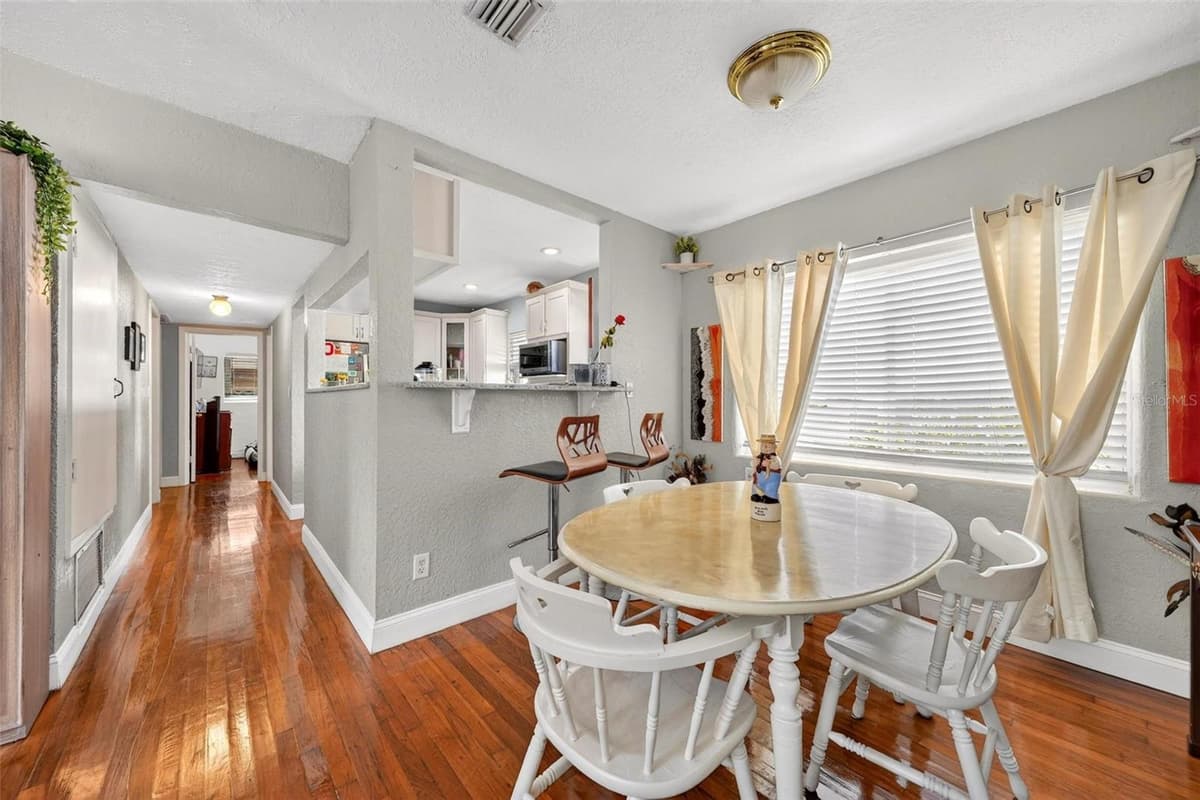 3000 HARGILL DRIVE — photo 14 of 56