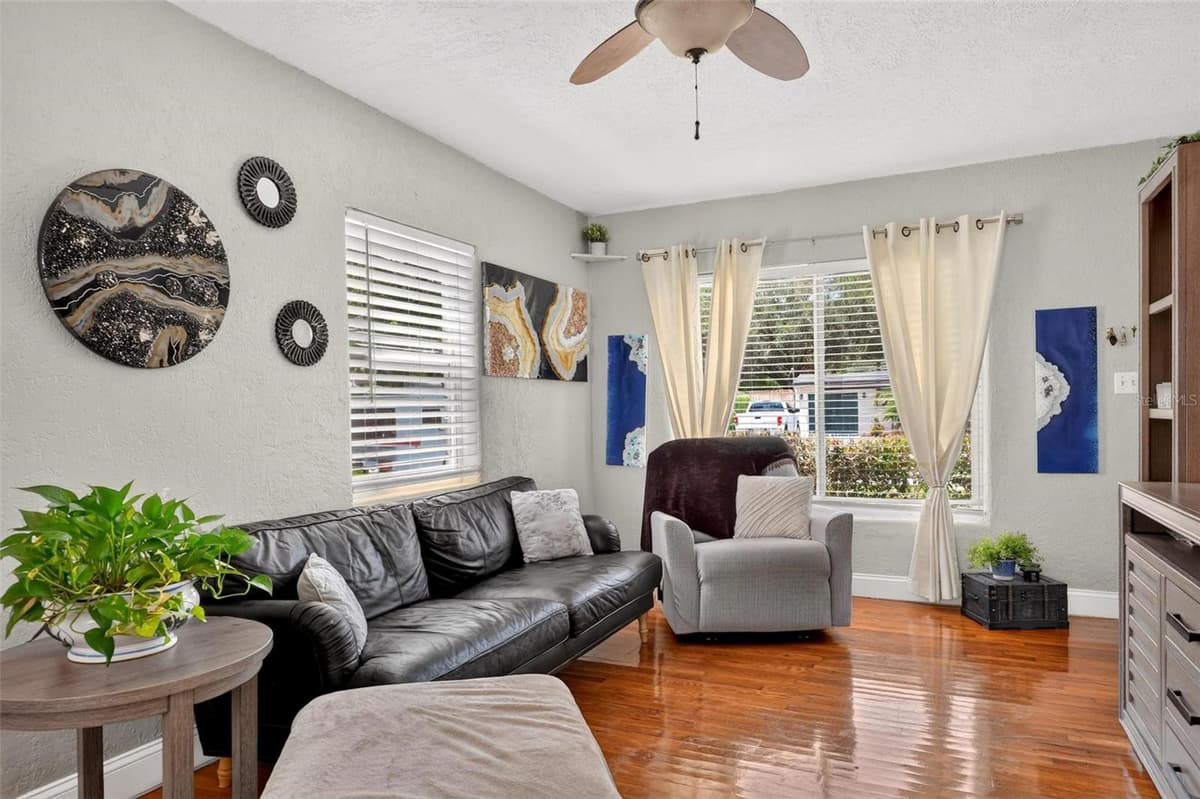 3000 HARGILL DRIVE — photo 10 of 56