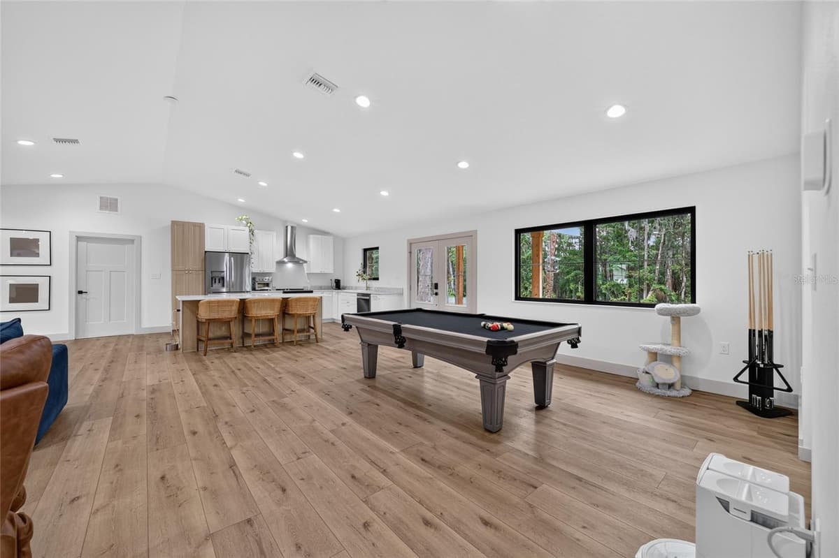 232 KINGS BAY DR — photo 44 of 65