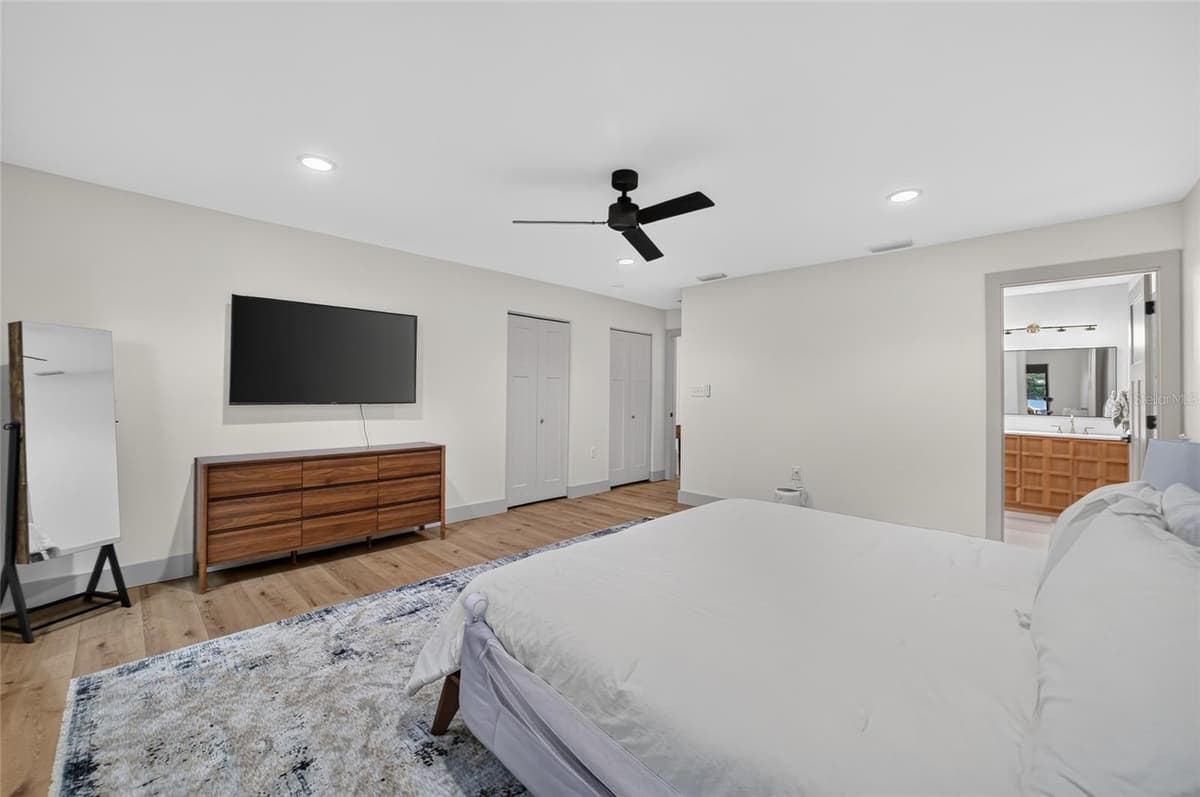 232 KINGS BAY DR — photo 30 of 65