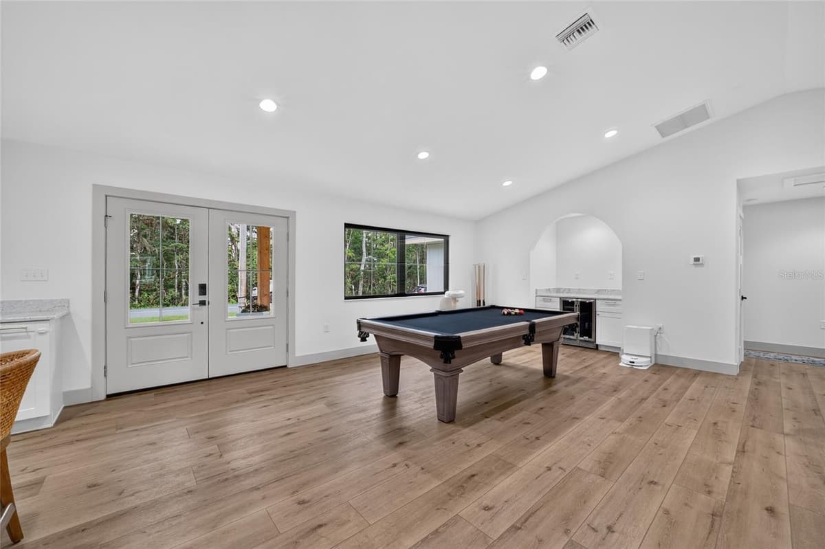 232 KINGS BAY DR — photo 38 of 65