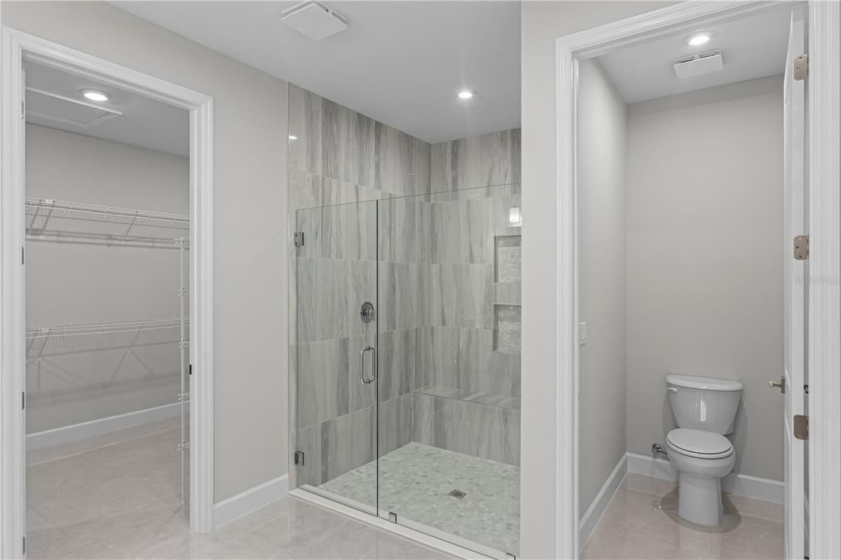 956 CLUB CRESSWIND DRIVE — photo 19 of 42