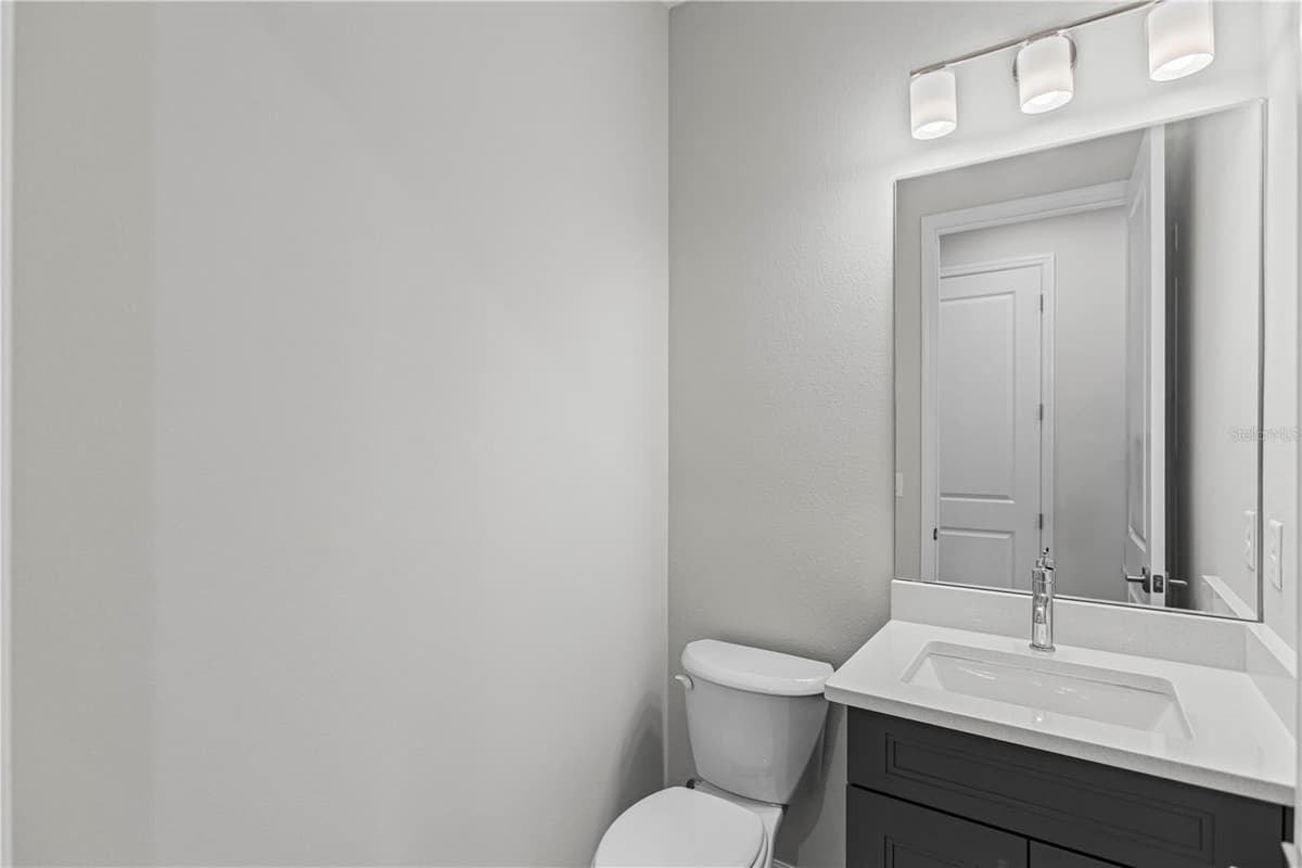 956 CLUB CRESSWIND DRIVE — photo 26 of 42