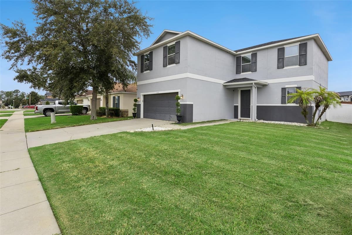 13537 LARANJA STREET — photo 3 of 35