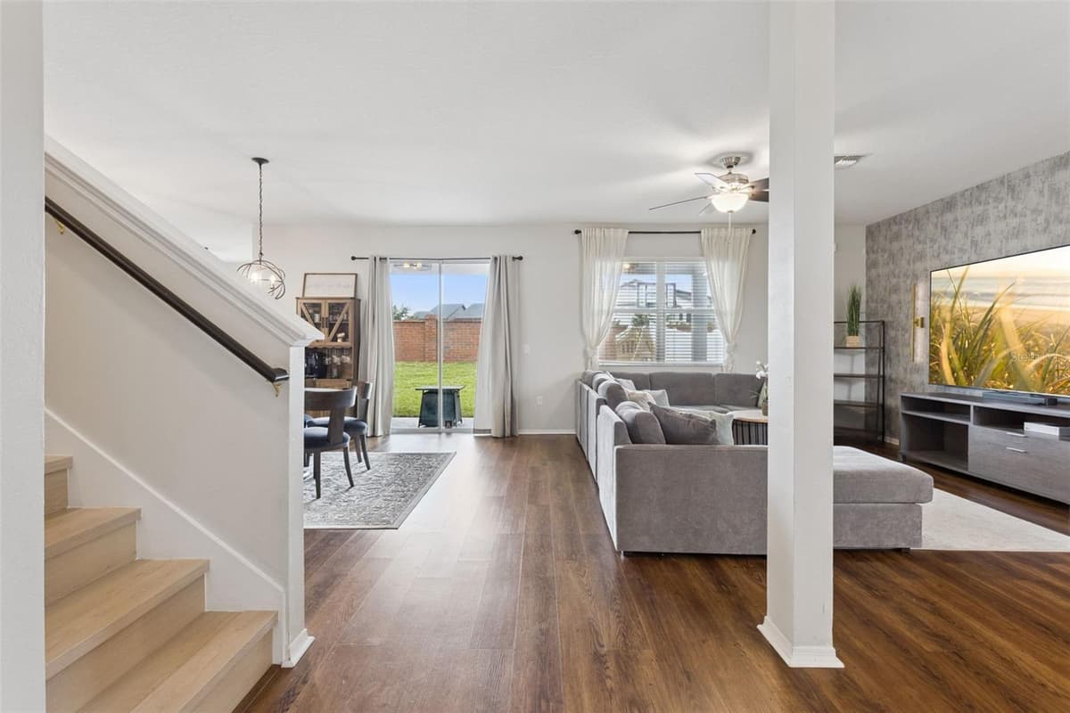 13537 LARANJA STREET — photo 15 of 35