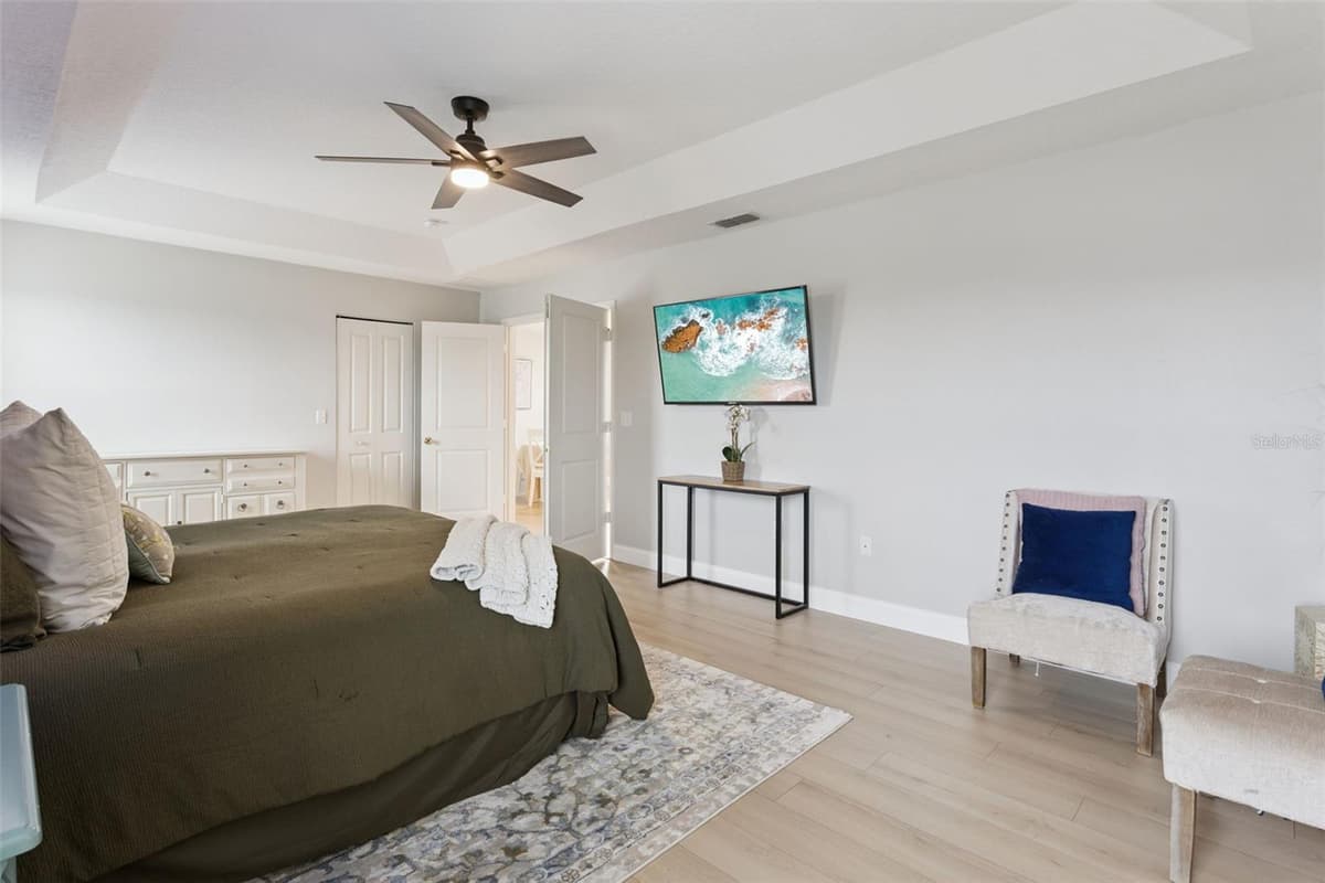 13537 LARANJA STREET — photo 18 of 35