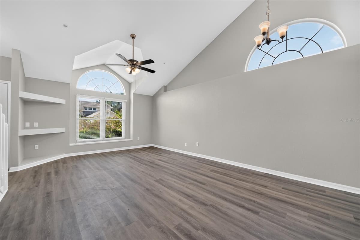 3328 HAMLET LOOP — photo 10 of 30