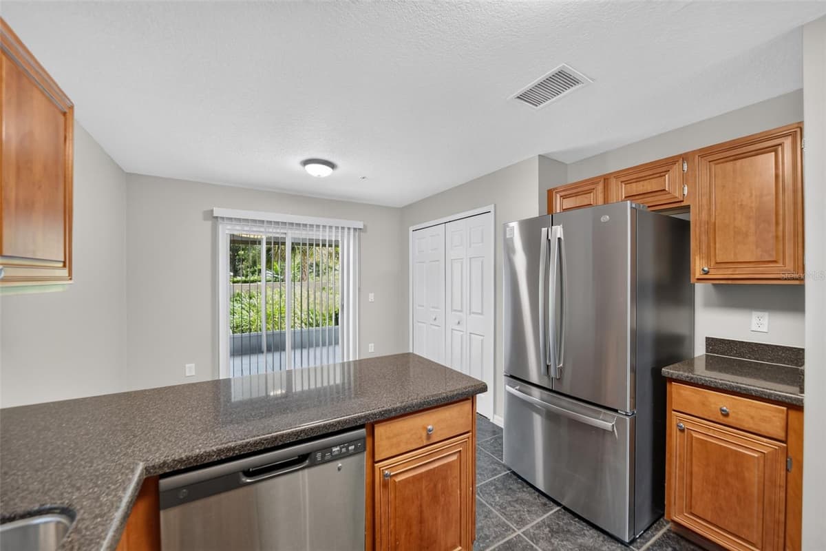 3328 HAMLET LOOP — photo 13 of 30