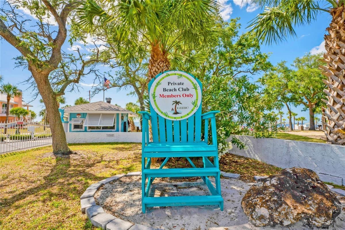 6121 BAYSIDE DRIVE — photo 86 of 91