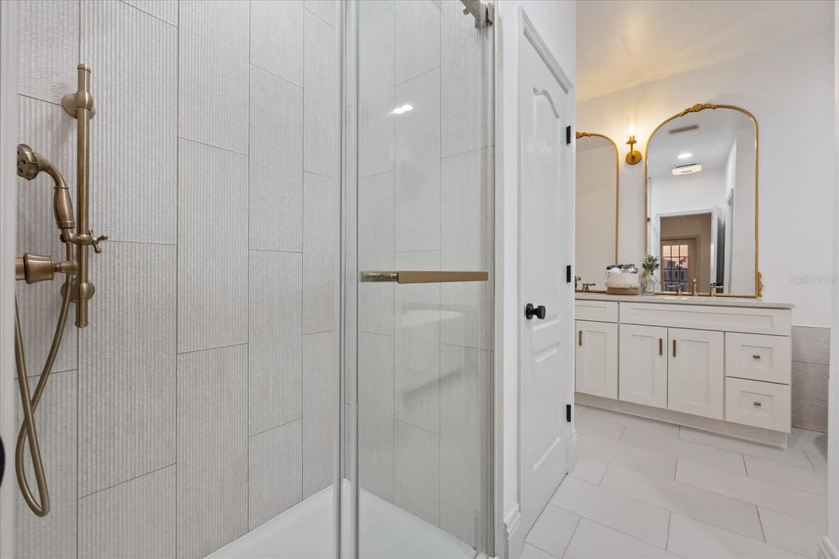 6121 BAYSIDE DRIVE — photo 52 of 91