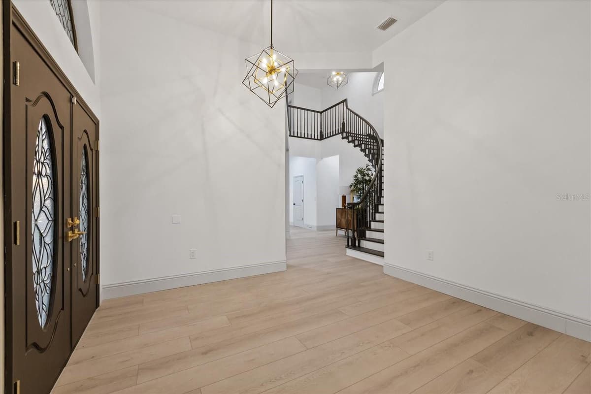 6121 BAYSIDE DRIVE — photo 36 of 91