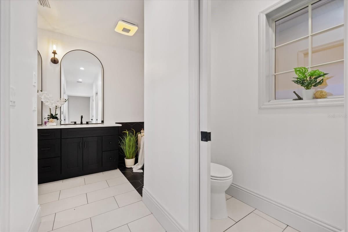 6121 BAYSIDE DRIVE — photo 40 of 91