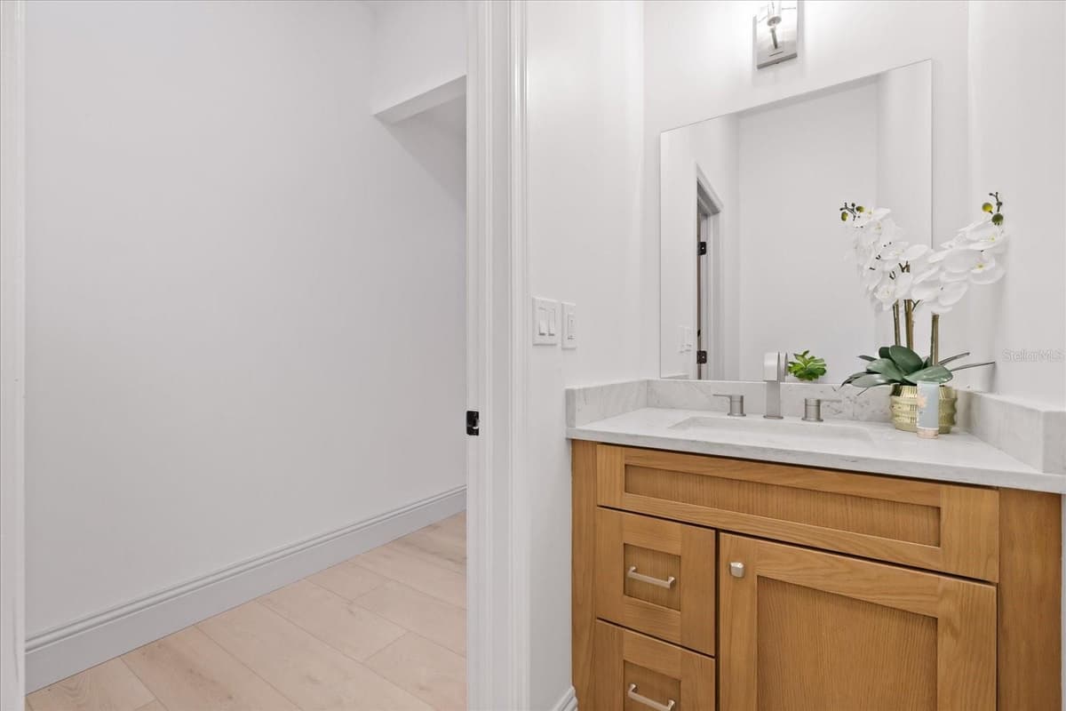 6121 BAYSIDE DRIVE — photo 48 of 91