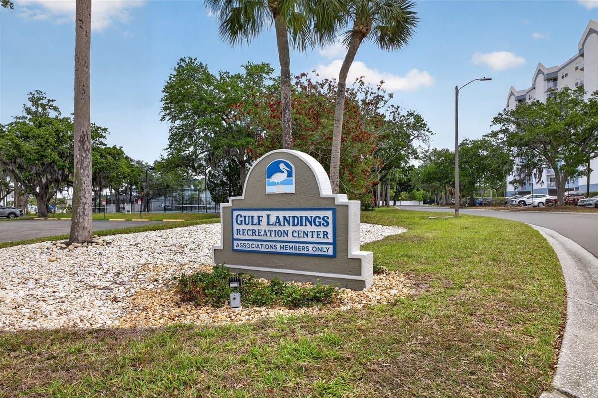 6121 BAYSIDE DRIVE — photo 80 of 91