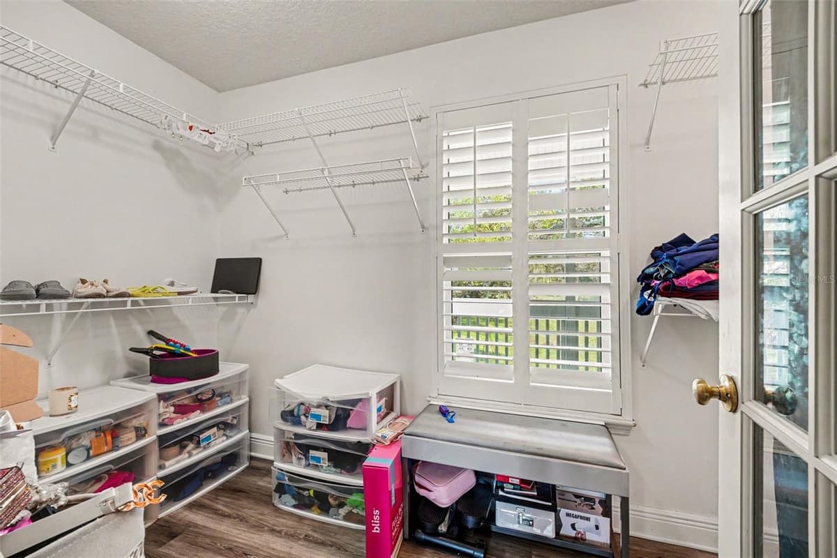 5710 BARNA AVENUE — photo 18 of 33