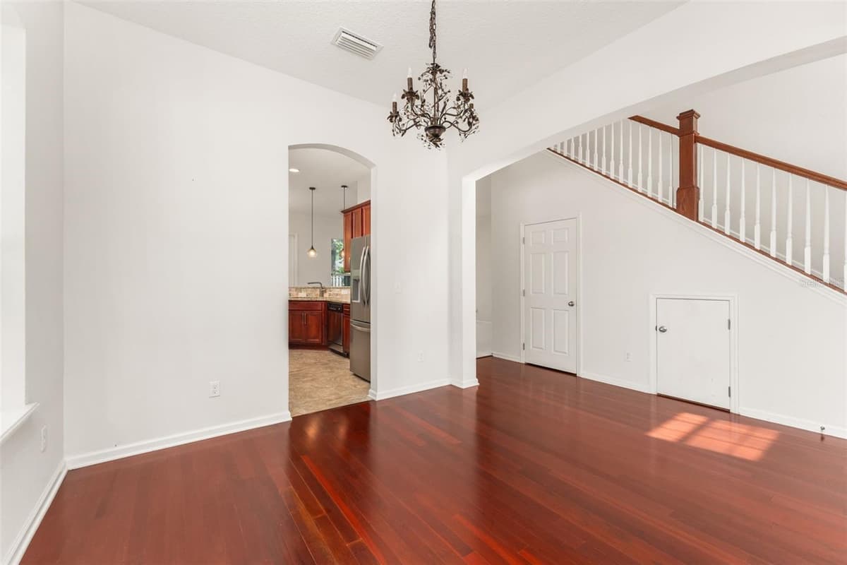 8223 53RD STREET — photo 3 of 35