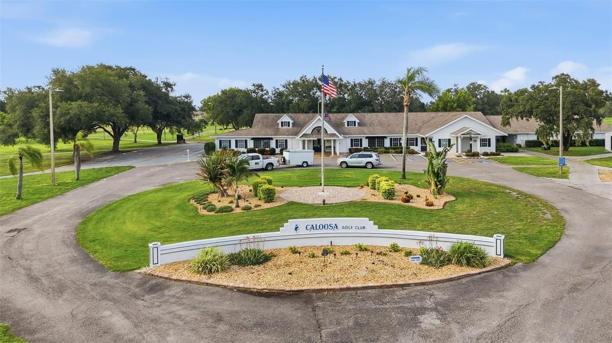 1915 DEL WEBB BOULEVARD — photo 42 of 44