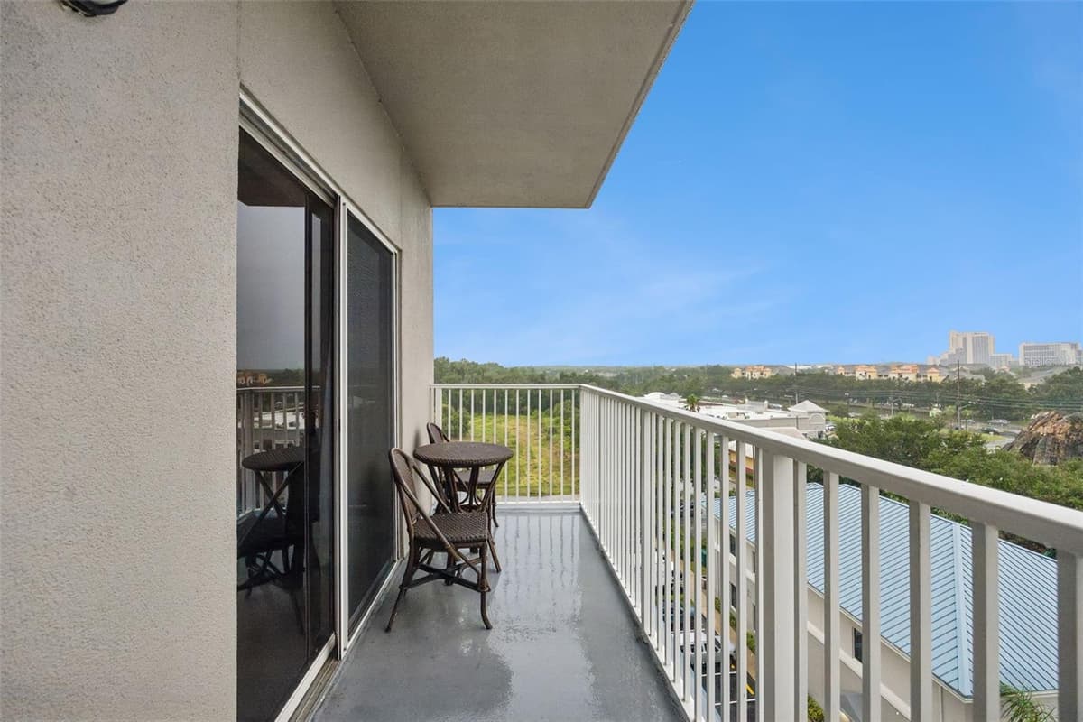 13415 BLUE HERON BEACH DRIVE — photo 17 of 24