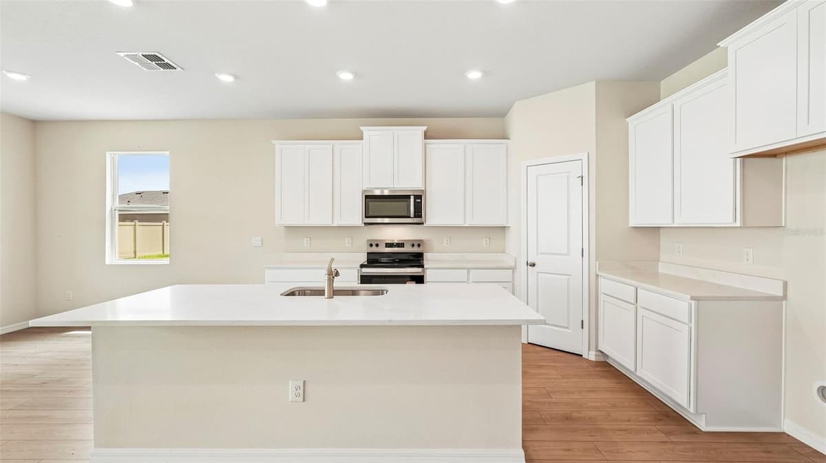 18209 GANDER TERRACE — photo 6 of 55