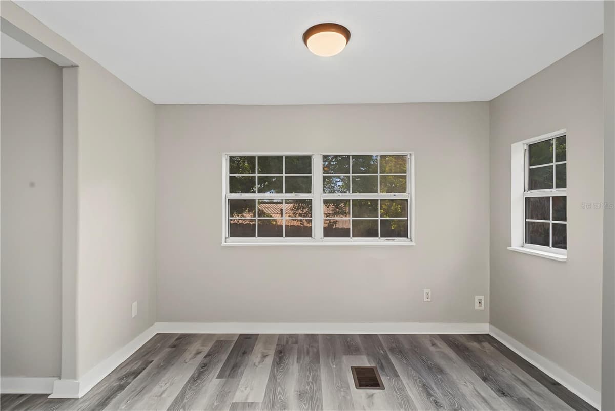 205 FOUNTAIN STREET — photo 14 of 34
