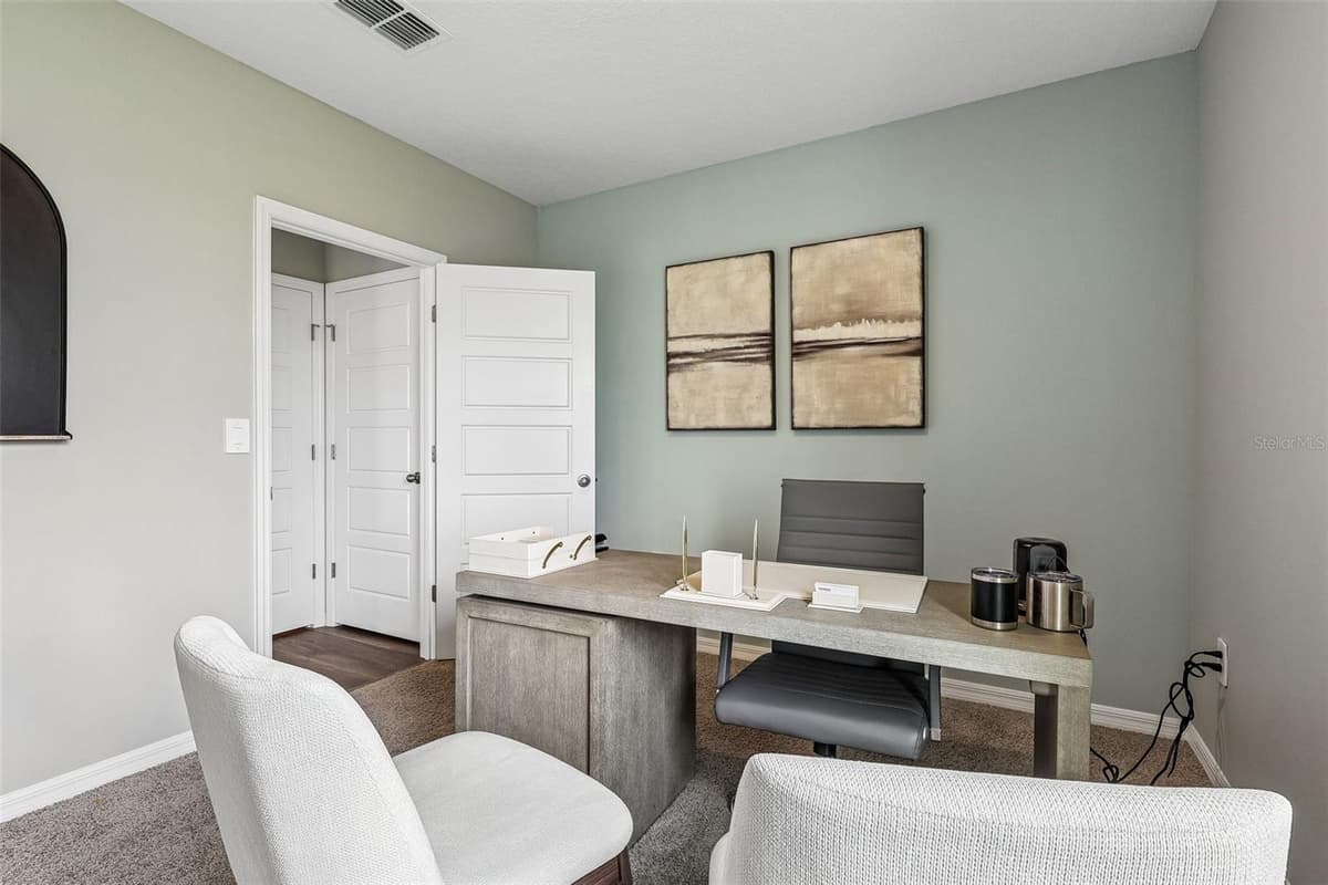 5568 TAVERNA LOOP — photo 15 of 37