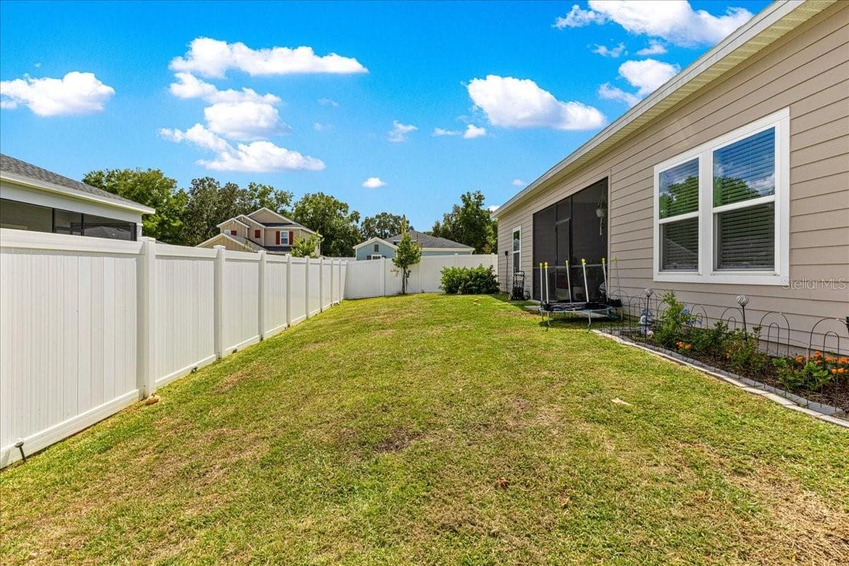 3889 33RD TERRACE — photo 37 of 40