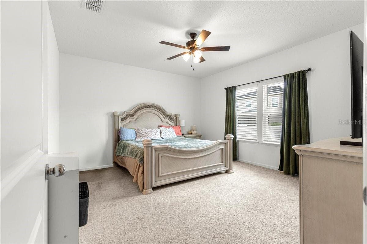 3889 33RD TERRACE — photo 19 of 40
