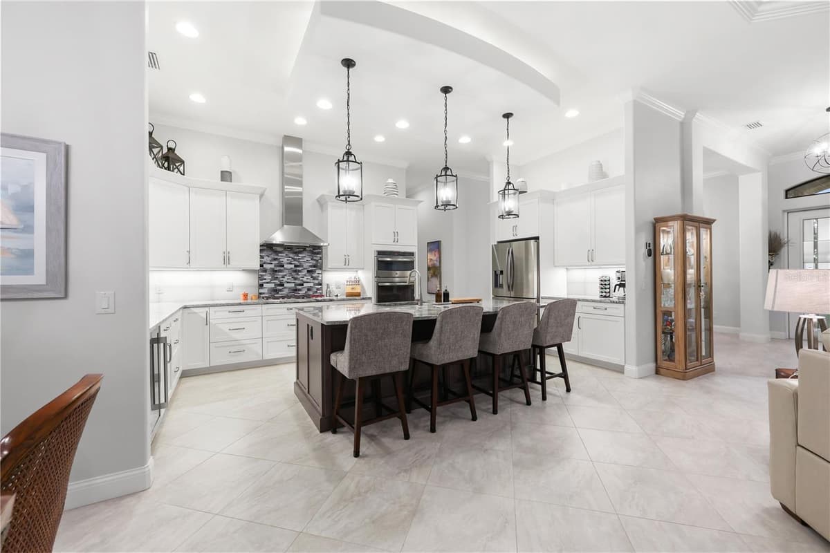 5072 SAN MASSIMO DRIVE — photo 6 of 41