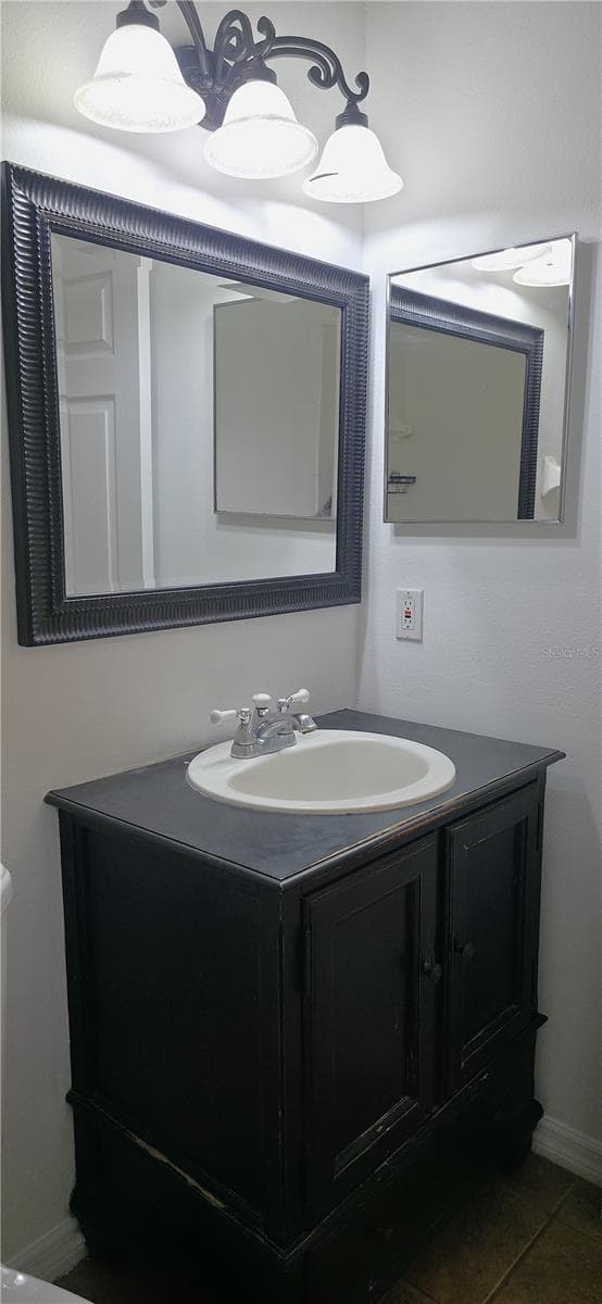 2160 EOLA COURT — photo 19 of 39