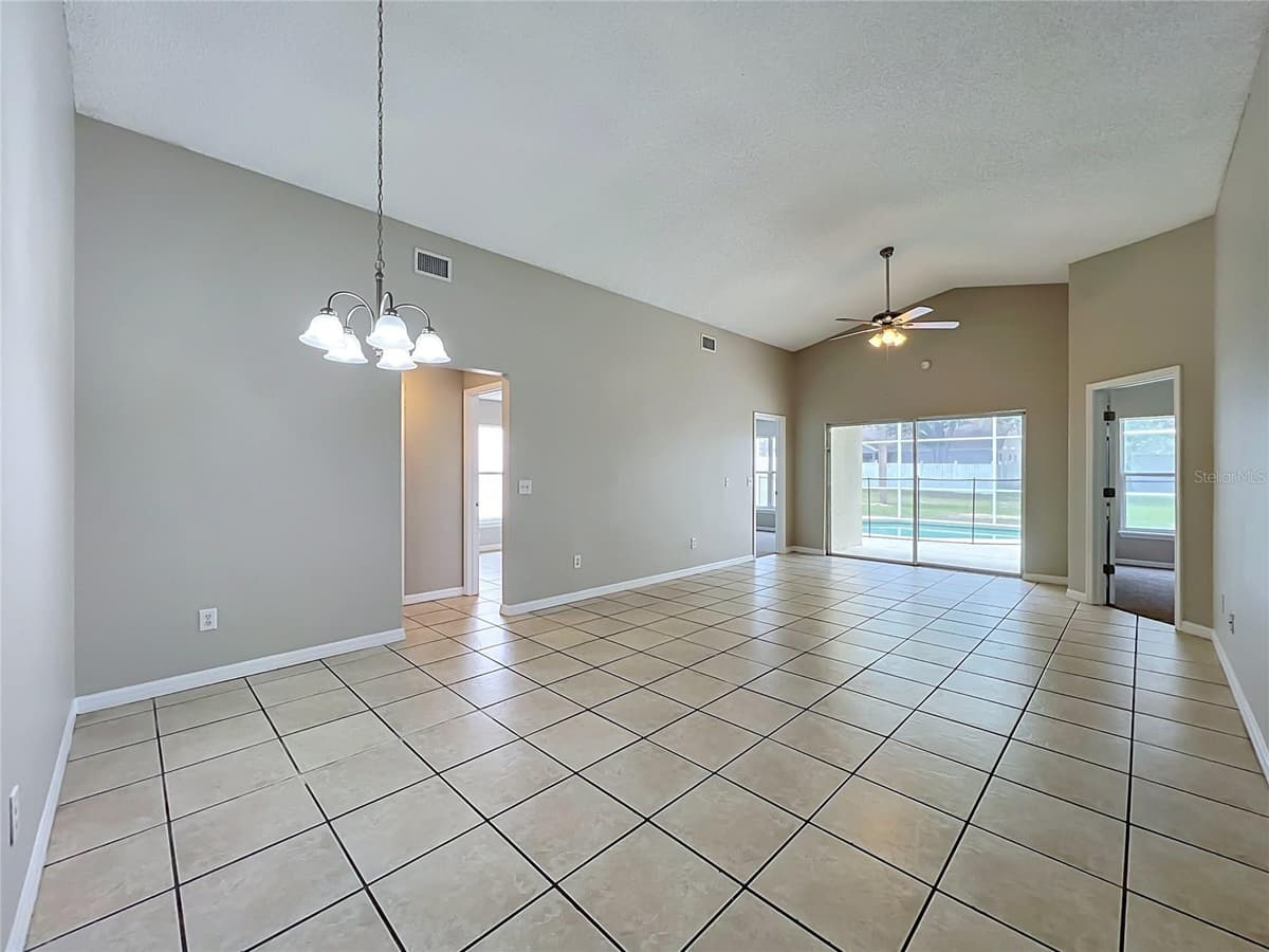 1005 WINDING WATER WAY — photo 6 of 25