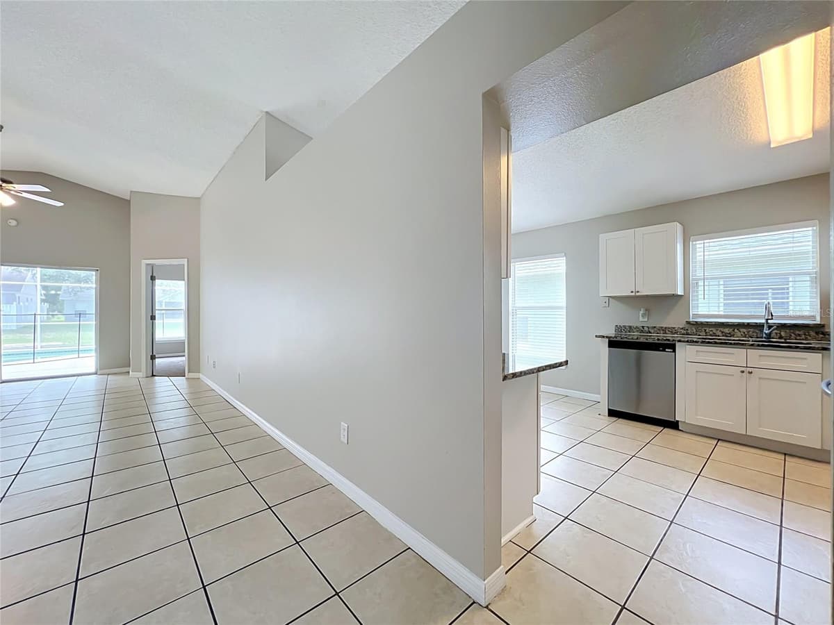 1005 WINDING WATER WAY — photo 3 of 25