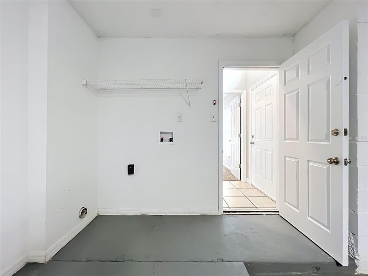 1005 WINDING WATER WAY — photo 21 of 25