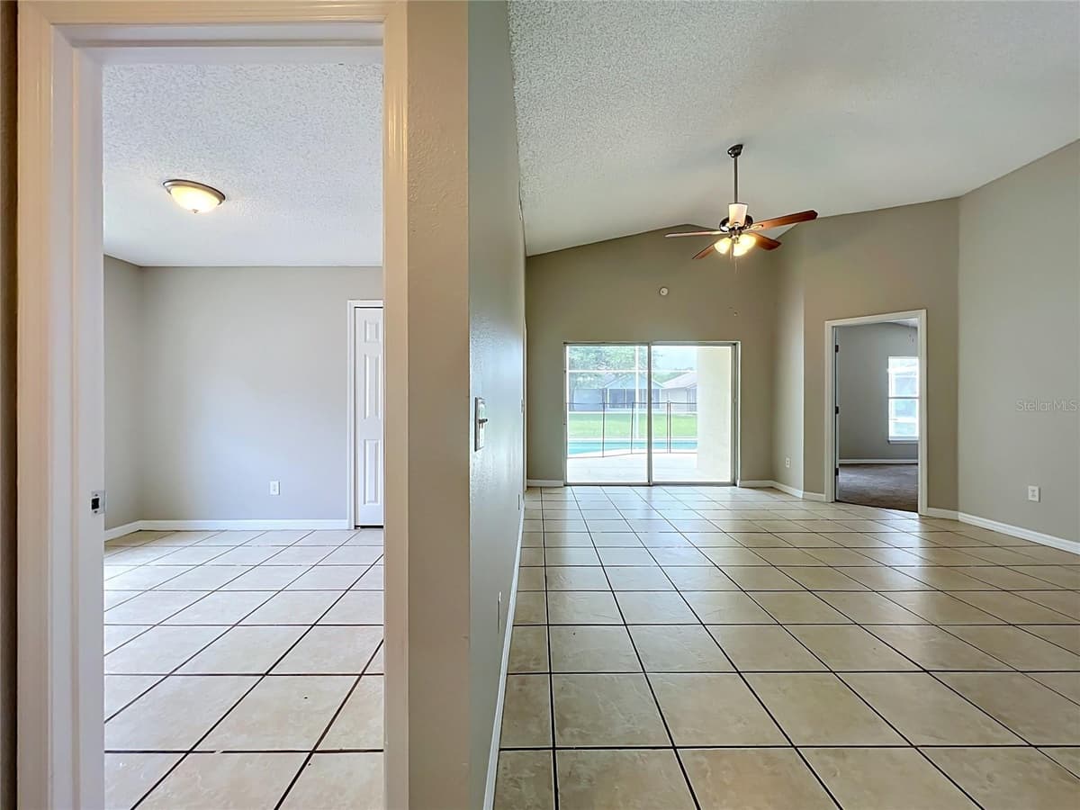 1005 WINDING WATER WAY — photo 10 of 25