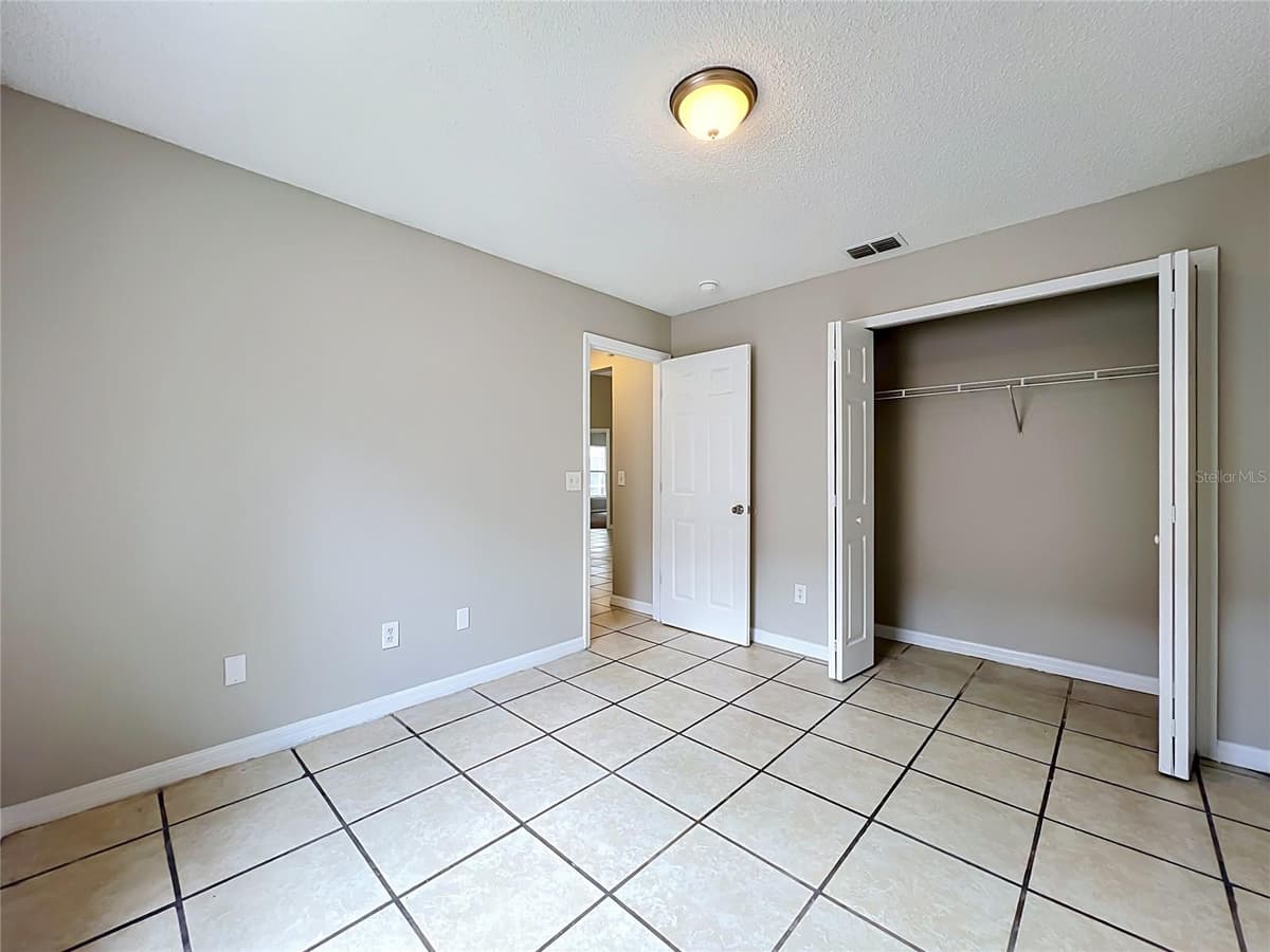 1005 WINDING WATER WAY — photo 12 of 25