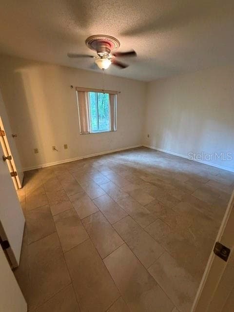 4729 SILVER CIRCLE — photo 9 of 18