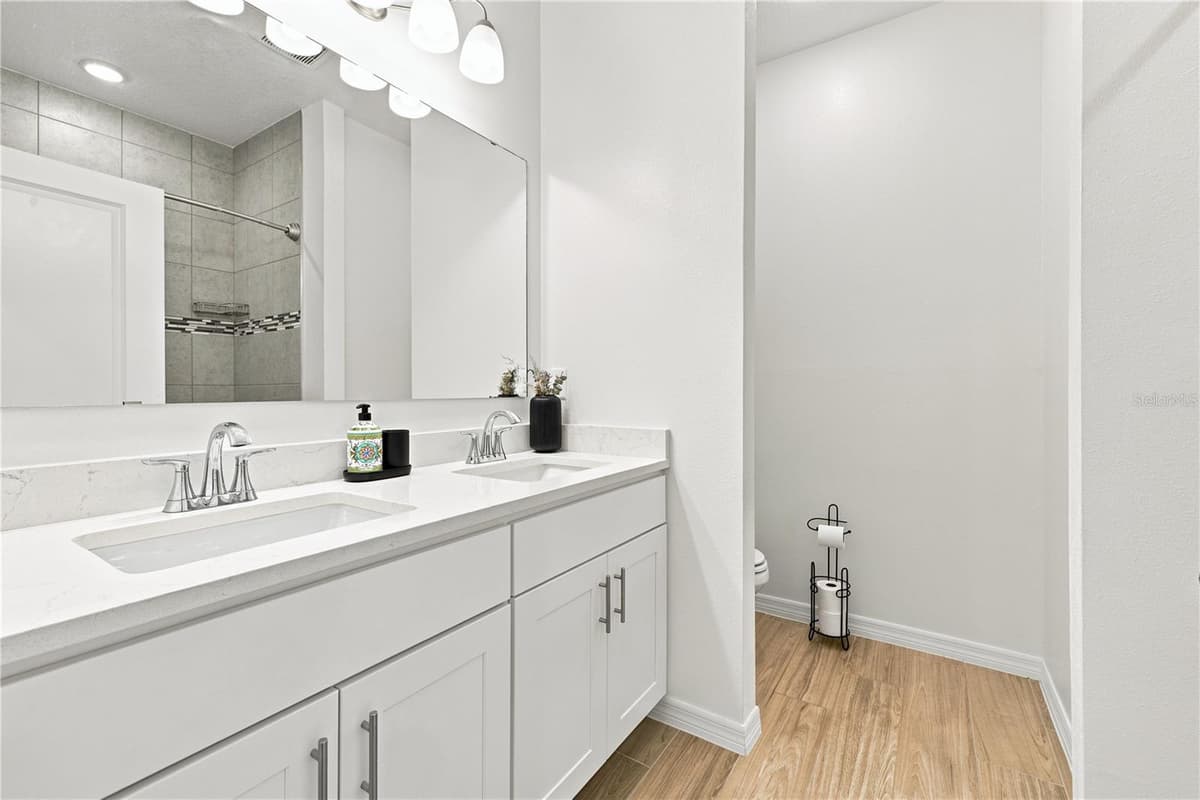 3963 SAGEFIELD DRIVE — photo 33 of 48