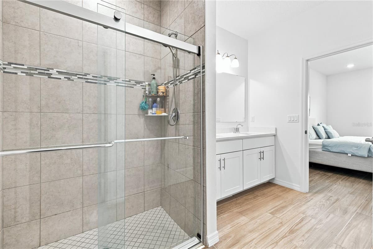 3963 SAGEFIELD DRIVE — photo 24 of 48
