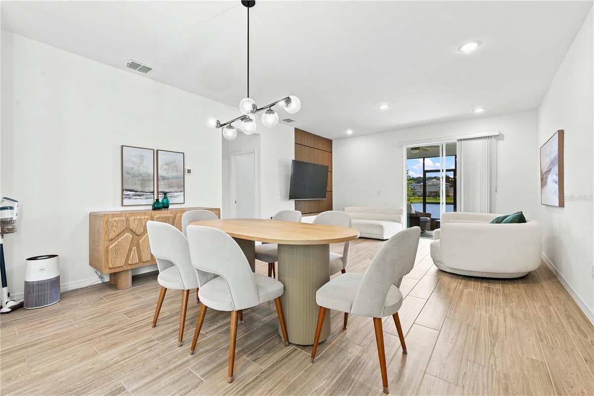 3963 SAGEFIELD DRIVE — photo 12 of 48