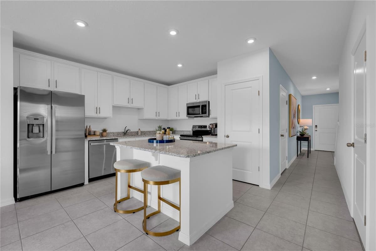 208 CUBAN ROYAL PALM WAY — photo 12 of 45