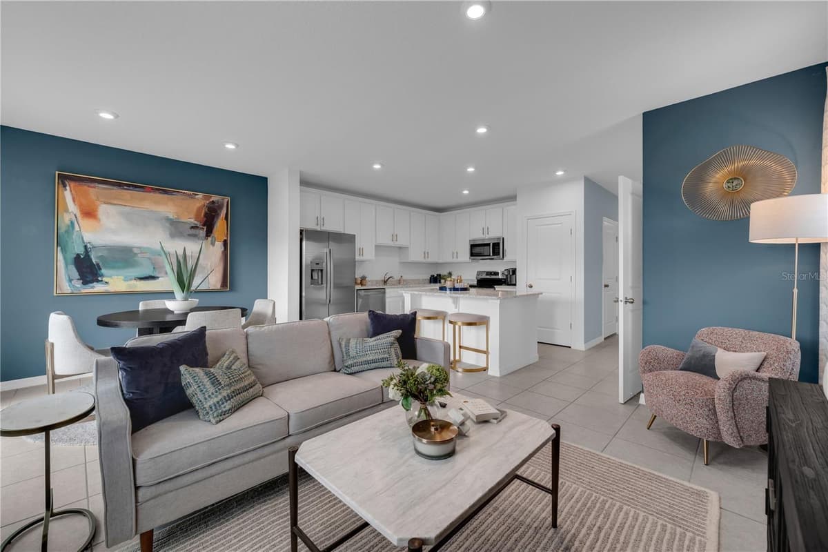 208 CUBAN ROYAL PALM WAY — photo 15 of 45