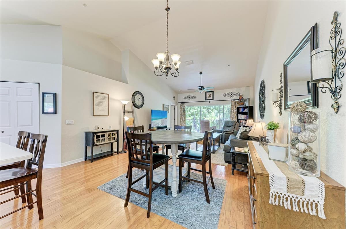 7126 CEDAR HOLLOW CIRCLE — photo 13 of 55