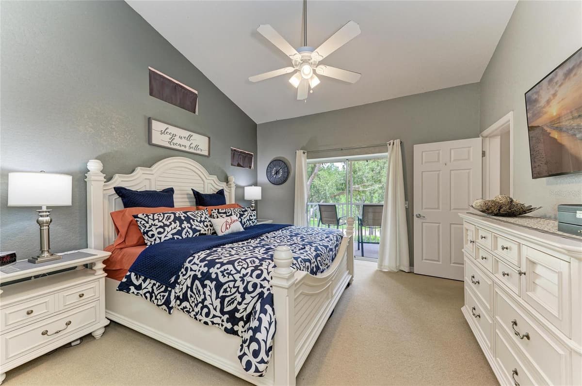 7126 CEDAR HOLLOW CIRCLE — photo 33 of 55