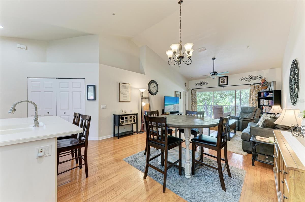 7126 CEDAR HOLLOW CIRCLE — photo 14 of 55