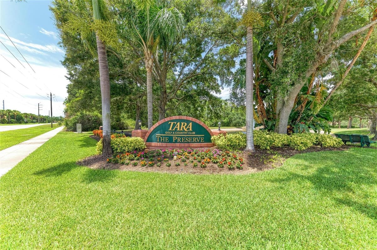 7126 CEDAR HOLLOW CIRCLE — photo 51 of 55